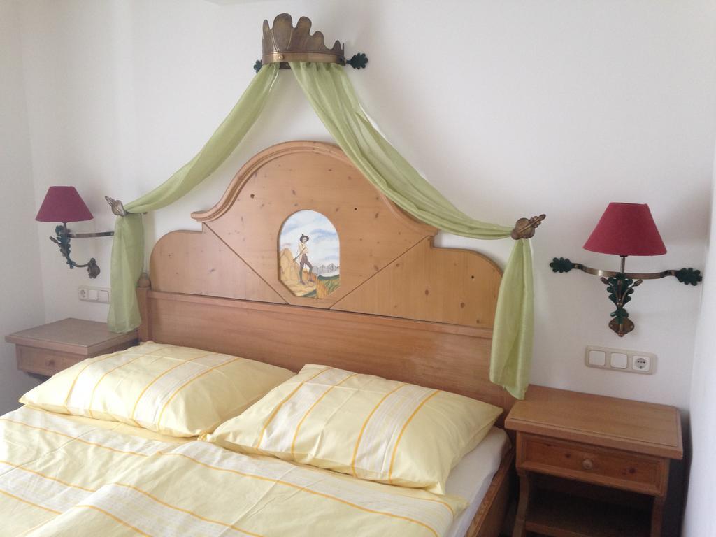 Haus Julia Apartment มึลบาค อัม โฮคเคอนิก ภายนอก รูปภาพ
