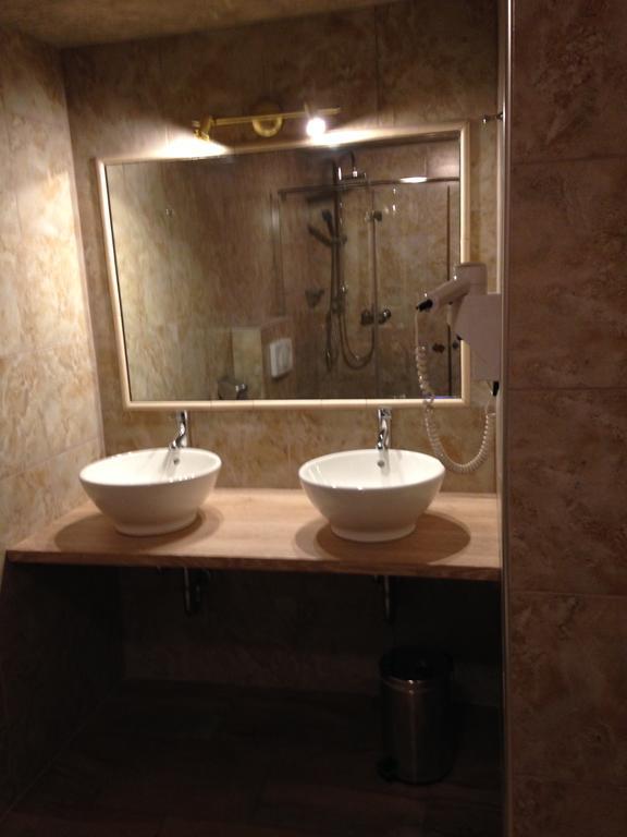 Haus Julia Apartment มึลบาค อัม โฮคเคอนิก ภายนอก รูปภาพ