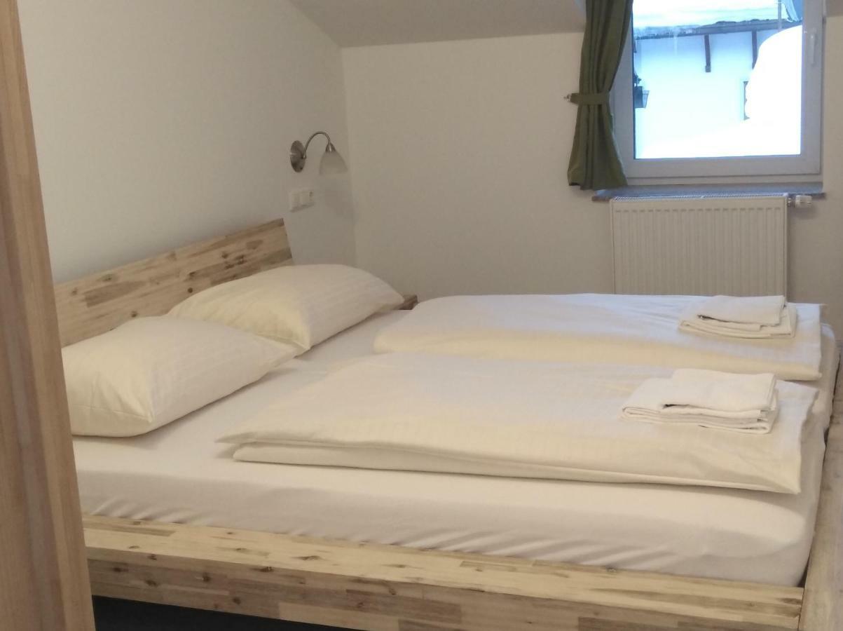 Haus Julia Apartment มึลบาค อัม โฮคเคอนิก ภายนอก รูปภาพ